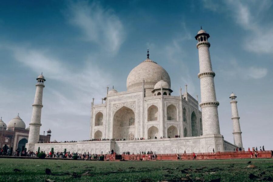 Taj Mahal Sunrise & Agra Fort Tour with Fatehpur Sikri - Taj Mahal: what you’ll actually do (and what to watch for)