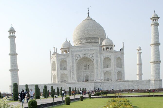 Taj Mahal Sunrise and Agra Fort Private Guided Tour - Agra Fort: a different side of Mughal power
