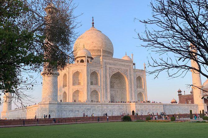 Taj Mahal Virtual Tour with Local Guide(Online Experience ) - How the local guide session really works (video link and interactive pacing)